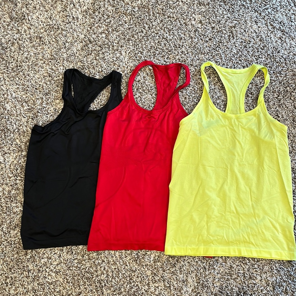 Lululemon Swiftly tech tank top bundle